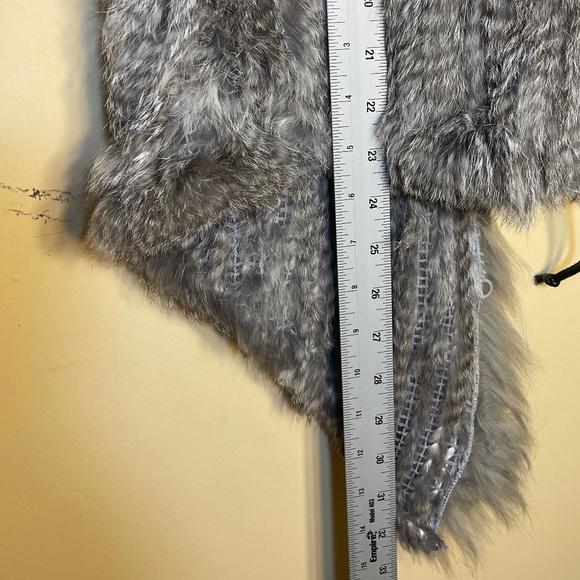 Gray brown Fur Trim Vest - Picture 5 of 6